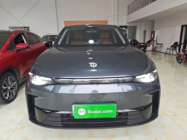 Leapmotor C10 — Фото автомобиля 2