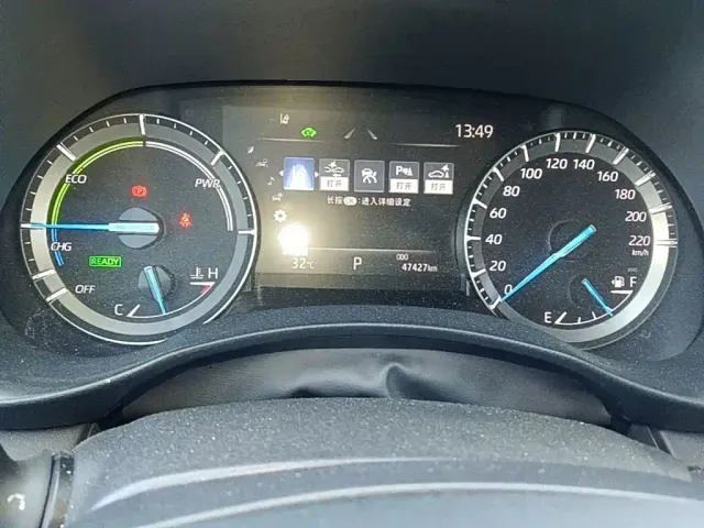 Toyota Highlander — Фото автомобиля 11
