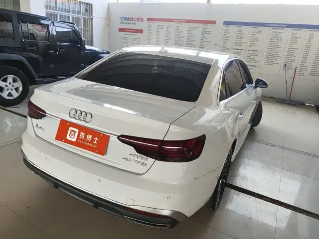 Audi A4L — Фото автомобиля 3