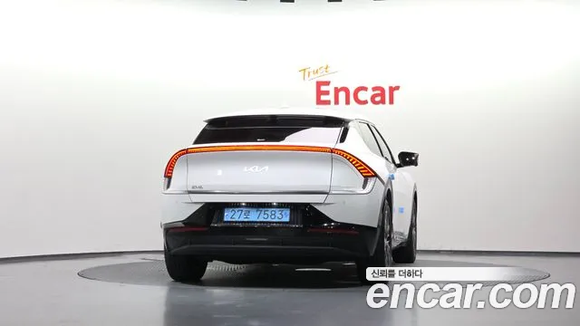 Kia EV6 — Фото автомобиля 3