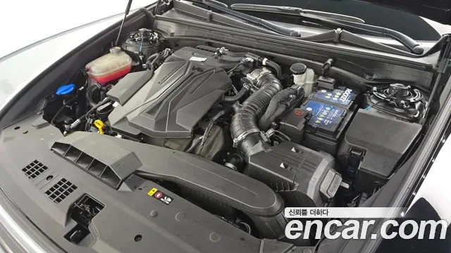 Hyundai Grandeur GN7 — Фото автомобиля 9