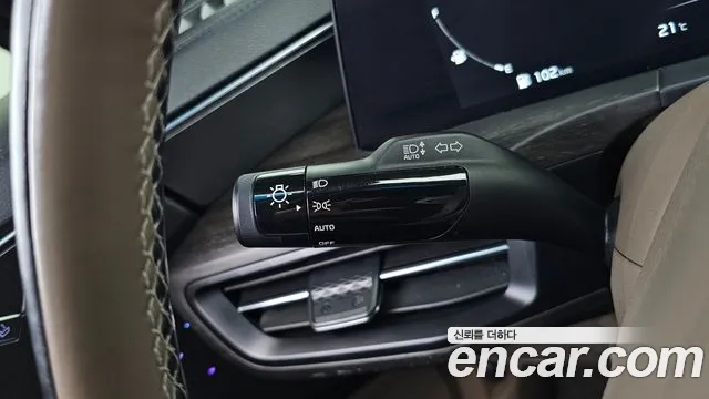 Kia K8 Hybrid — Фото автомобиля 30