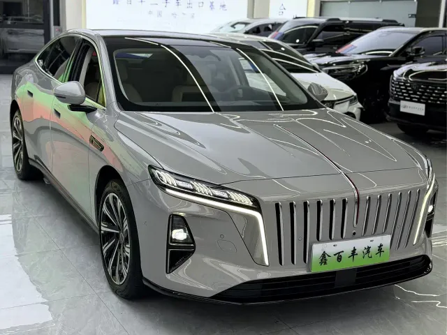 Hongqi H7 — Фото автомобиля 3