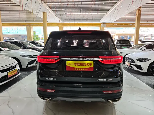 Jetour X90 Plus — Фото автомобиля 4