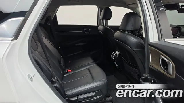 Kia Sorento Sorento 4-е поколение Бензин 2.5T 2WD — Фото автомобиля 11