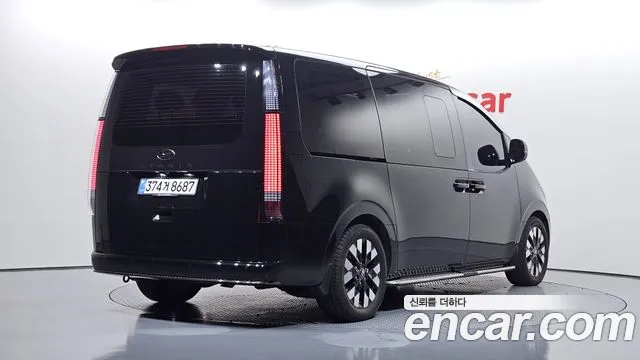Hyundai Staria — Фото автомобиля 2