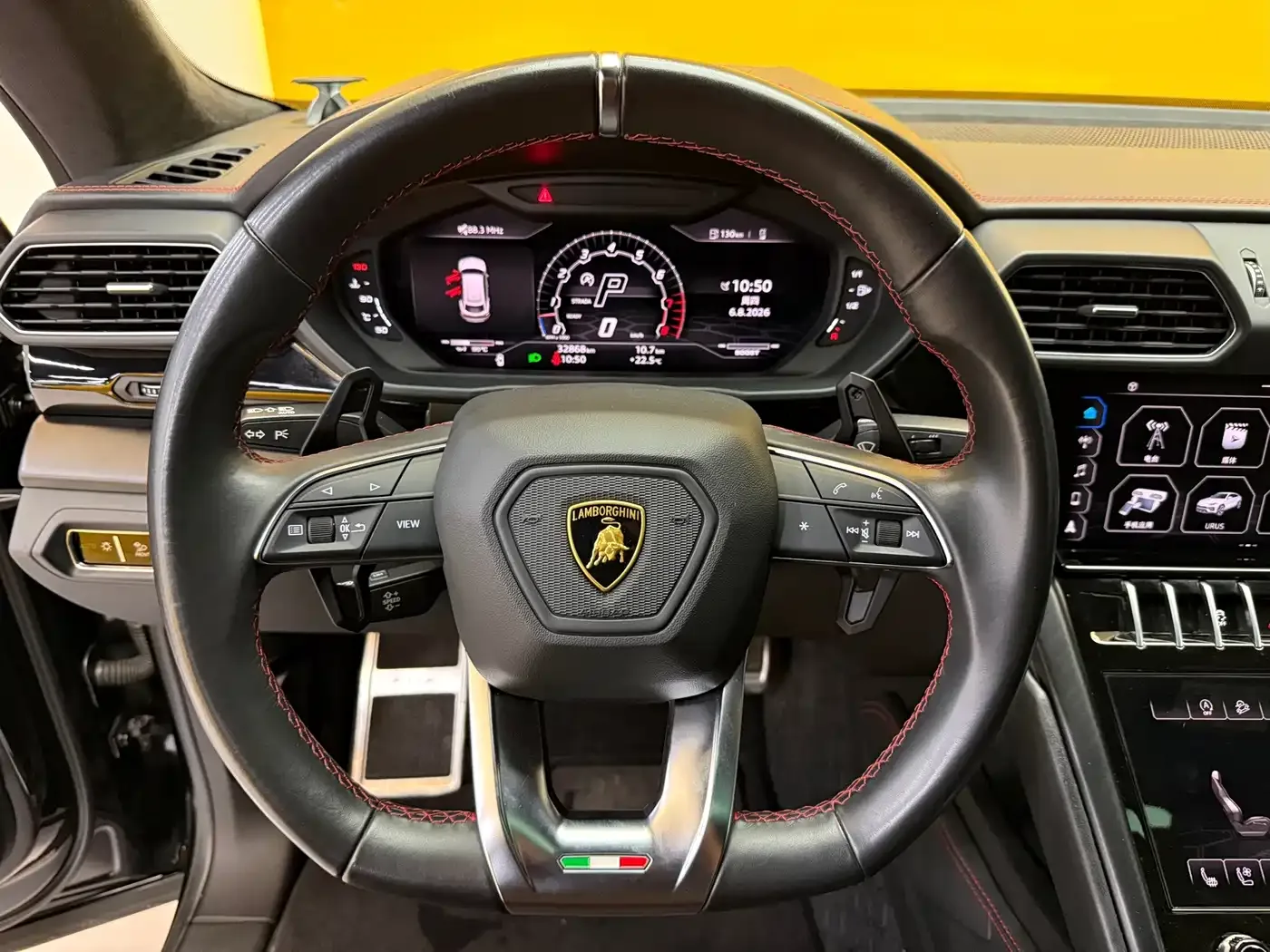 Lamborghini Urus 2021 4.0T V8 — Фото автомобиля 12
