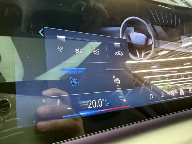 BMW 5 Series — Фото автомобиля 15