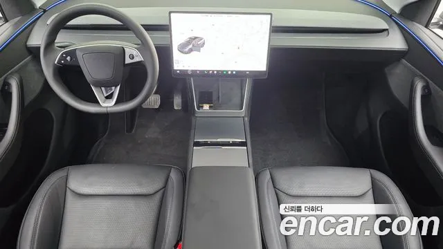 Tesla Model Y — Фото автомобиля 7