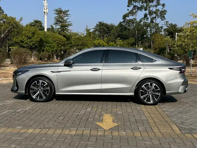 Chery Arrizo 8 — Фото автомобиля 7