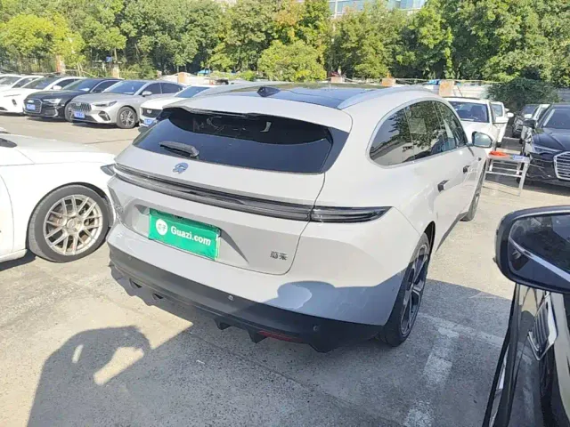 Nio ET5 Touring — Фото автомобиля 6