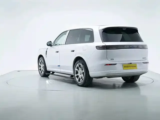 Voyah Auto VOYAH Taishan 8 2026 Model Premium Edition — Фото автомобиля 9