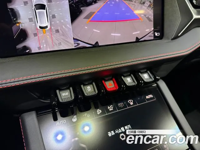 Lamborghini Urus — Фото автомобиля 10