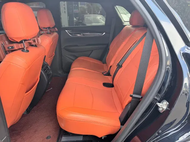 Cadillac XT5 — Фото автомобиля 6
