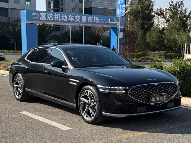 Genesis G90 — Фото автомобиля 3