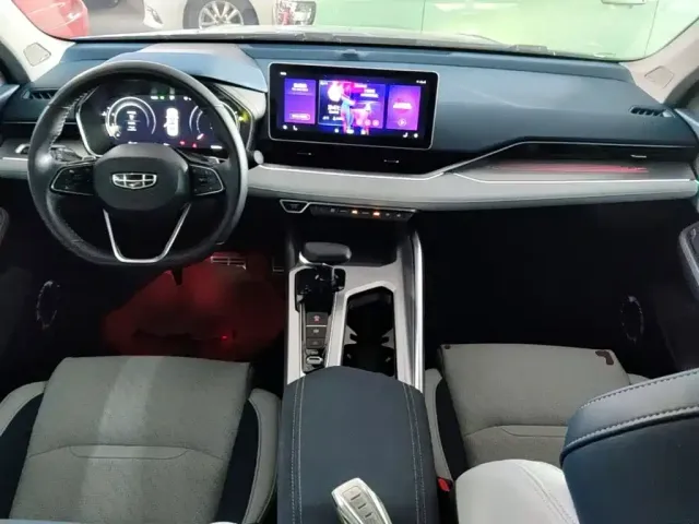 Geely Xingrui — Фото автомобиля 9