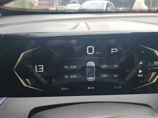 GAC Trumpchi GS3 — Фото автомобиля 14