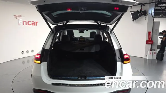 Mercedes-Benz GLE-Class — Фото автомобиля 20