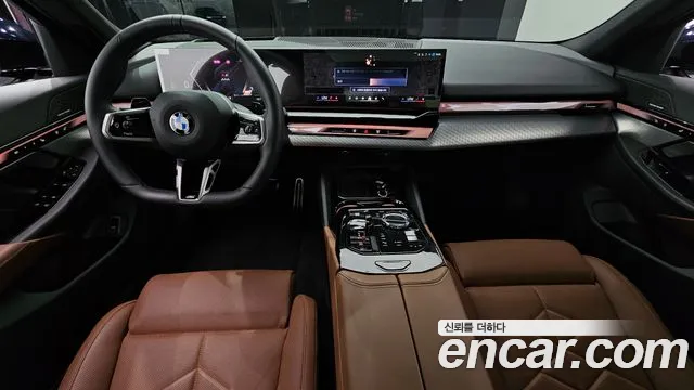 BMW 5-Series 5 серия (G60) 530i xDrive M Sport — Фото автомобиля 7