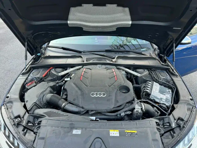 Audi S4 — Фото автомобиля 14