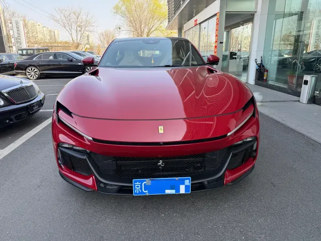 Ferrari Purosangue — Фото автомобиля 2