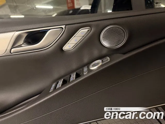 Genesis G80 Electrified G80 (RG3) — Фото автомобиля 12