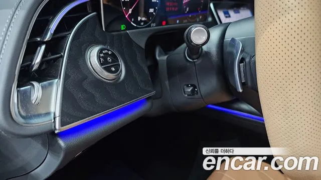 Mercedes-Benz E-Class — Фото автомобиля 29