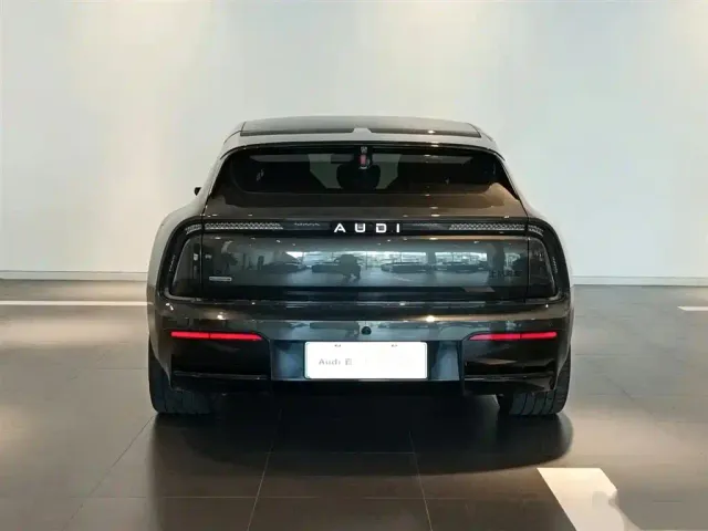 Audi E5 Sportback — Фото автомобиля 5