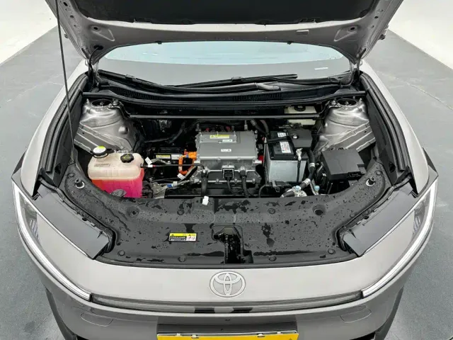 Toyota bZ5 — Фото автомобиля 25