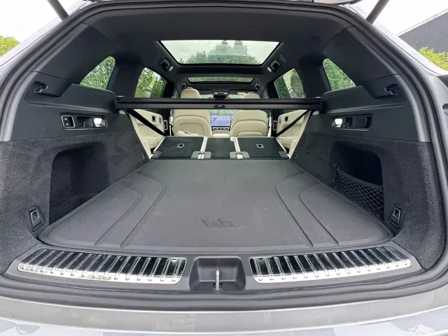 Li Auto L7 — Фото автомобиля 25