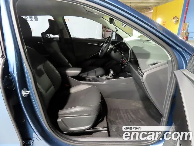 Kia Niro The All New Niro Trendy — Фото автомобиля 13