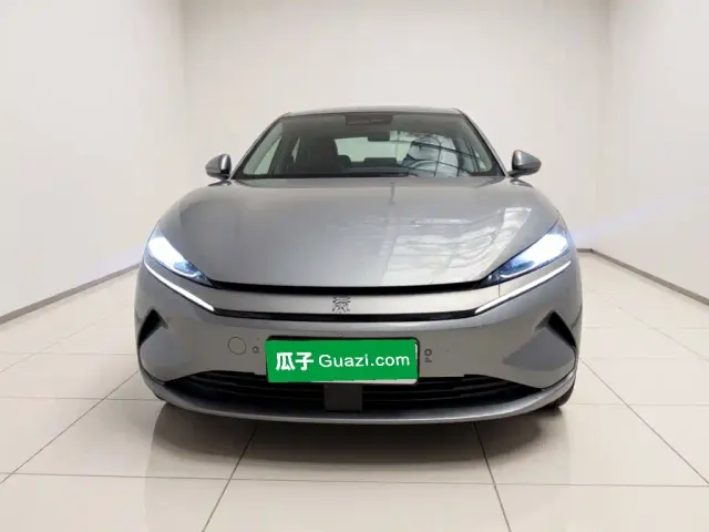 BYD Qin L — Фото автомобиля 2
