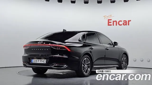 Hyundai Grandeur Новый Grandeur IG 3.0 LPi (Для проката) — Фото автомобиля 2