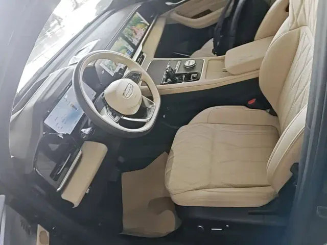 Geely Xingyue L — Фото автомобиля 14