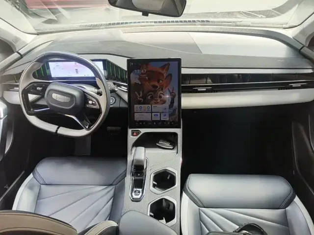 Geely Boyue L — Фото автомобиля 12