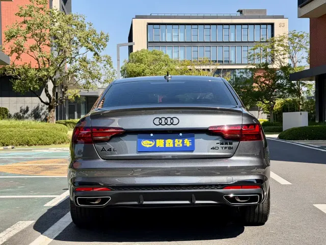 Audi A4L — Фото автомобиля 5