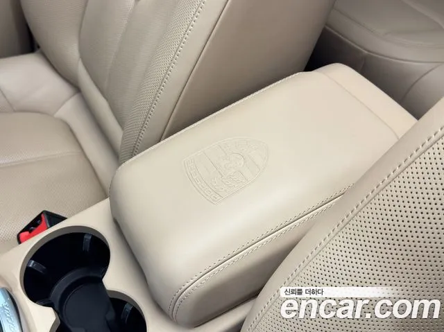 Porsche Macan — Фото автомобиля 17