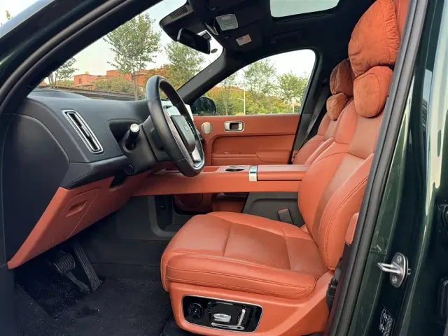 Li Auto L9 — Фото автомобиля 4