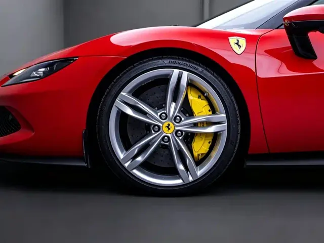 Ferrari 296 — Фото автомобиля 5