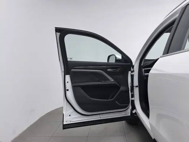 Haval H6 — Фото автомобиля 8
