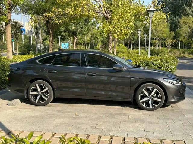 Volkswagen Lamando — Фото автомобиля 7