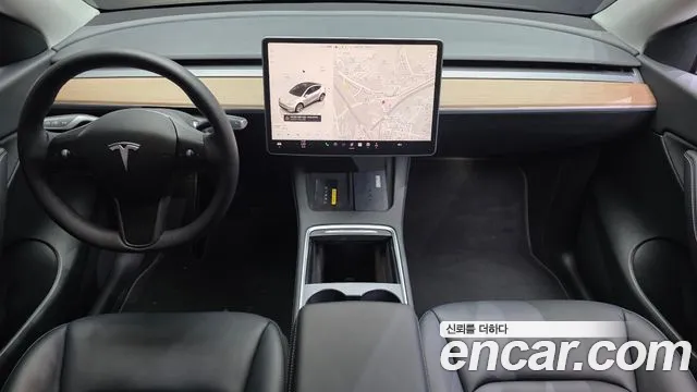 Tesla Model Y — Фото автомобиля 7