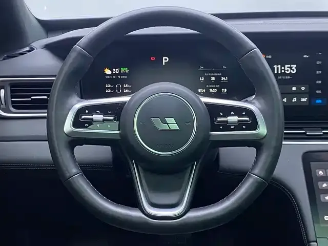 Li Auto ONE — Фото автомобиля 11