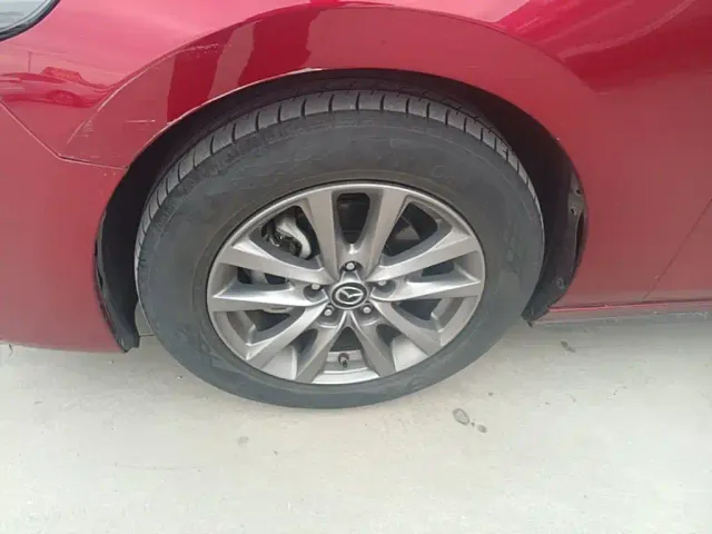 Mazda Axela — Фото автомобиля 22