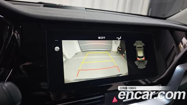 Kia Niro — Фото автомобиля 19