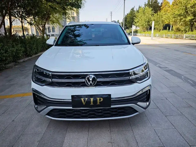 Volkswagen Tharu — Фото автомобиля 2