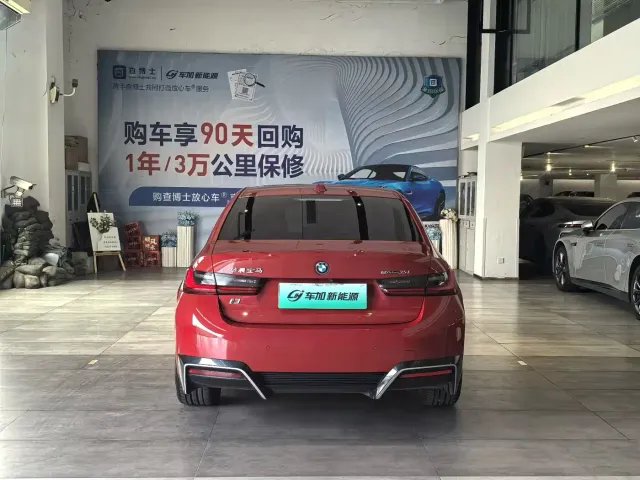 BMW i3 — Фото автомобиля 8