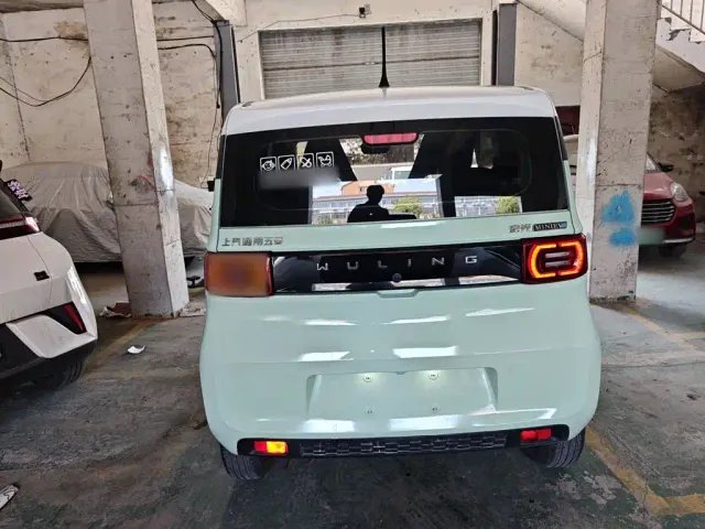 Wuling Hongguang Mini EV — Фото автомобиля 5