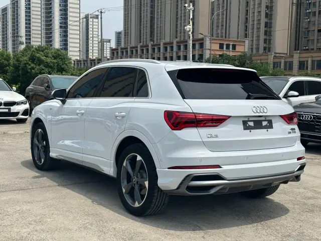 Audi Q3 — Фото автомобиля 7
