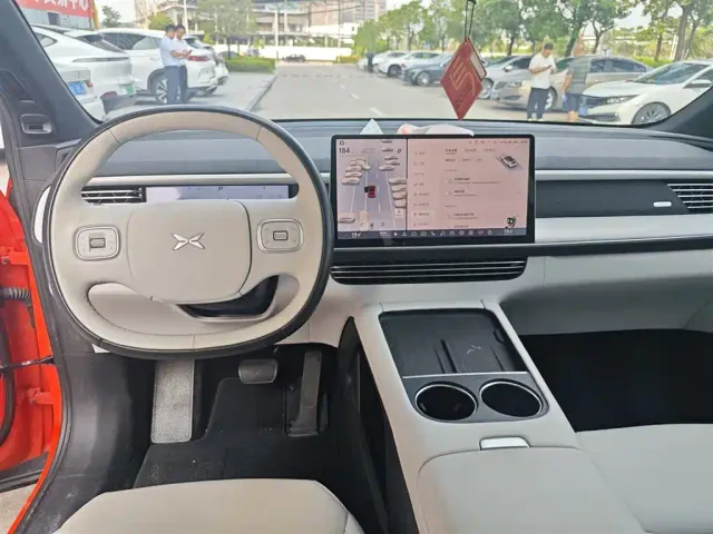 XPeng XPeng G6 2023 580 Long Range Pro — Фото автомобиля 6